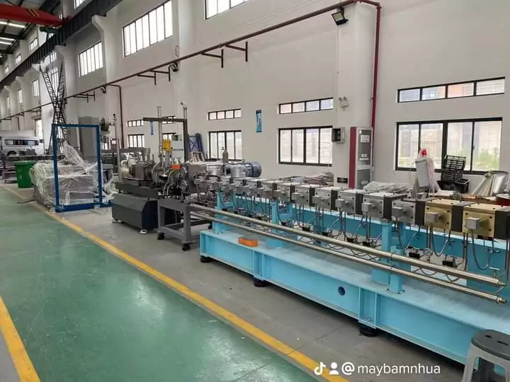 Máy tạo hạt nhựa cũ có nhiều khuyết điểm
