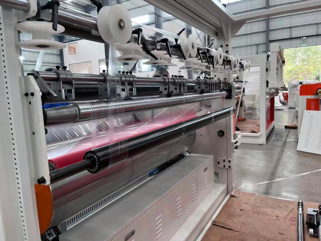 hệ thống thu hồi viền màng nhựa 