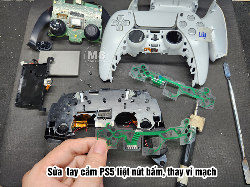 Sửa tay cầm PS5 liệt nút, thay vỉ mạch