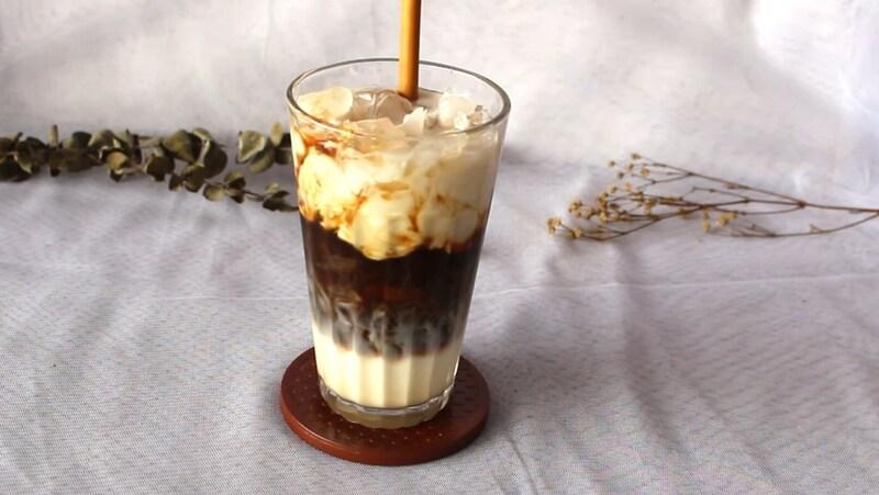cach-pha-ca-phe-sua-3-tang-thom-ngon-tu-a-toi-z