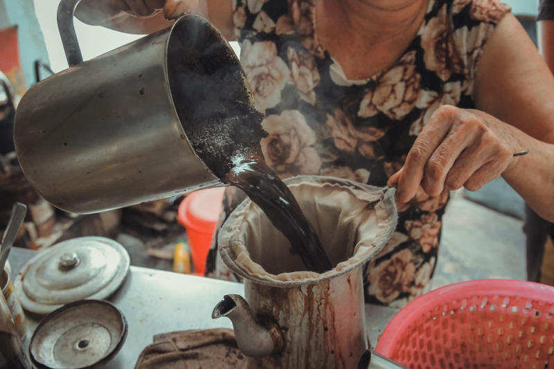 Bật mí công thức pha cà phê vợt siêu ngon tại nhà