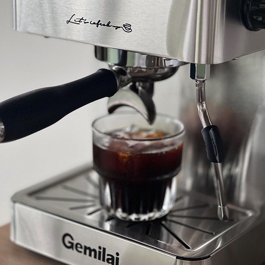 Cách pha cà phê Espresso chuẩn vị với máy Gemilai