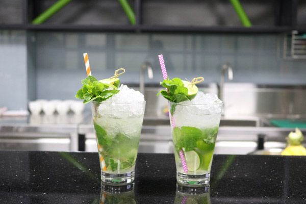 Cách pha mojito bạc hà không cồn thơm mát dễ làm tại nhà