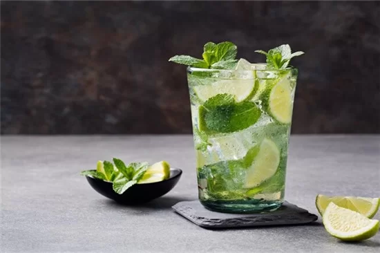 Cách pha mojito bạc hà không cồn thơm mát dễ làm tại nhà