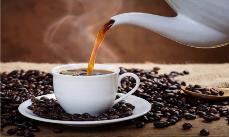 Có nên uống cà phê mỗi ngày? Lợi ích và lưu ý bạn cần biết
