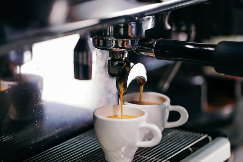 Công thức pha cà phê espresso bằng máy