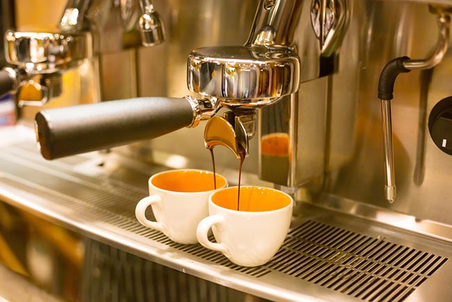 Máy pha cà phê kêu to bất thường – Cách kiểm tra và khắc phục