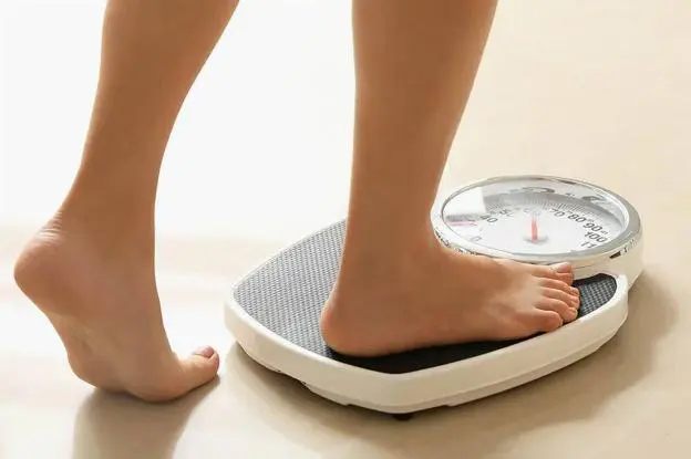 Hỗ Trợ Kiểm Soát Cân Nặng