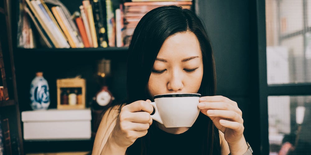 Uống cà phê lúc đói - Có nên hay không?