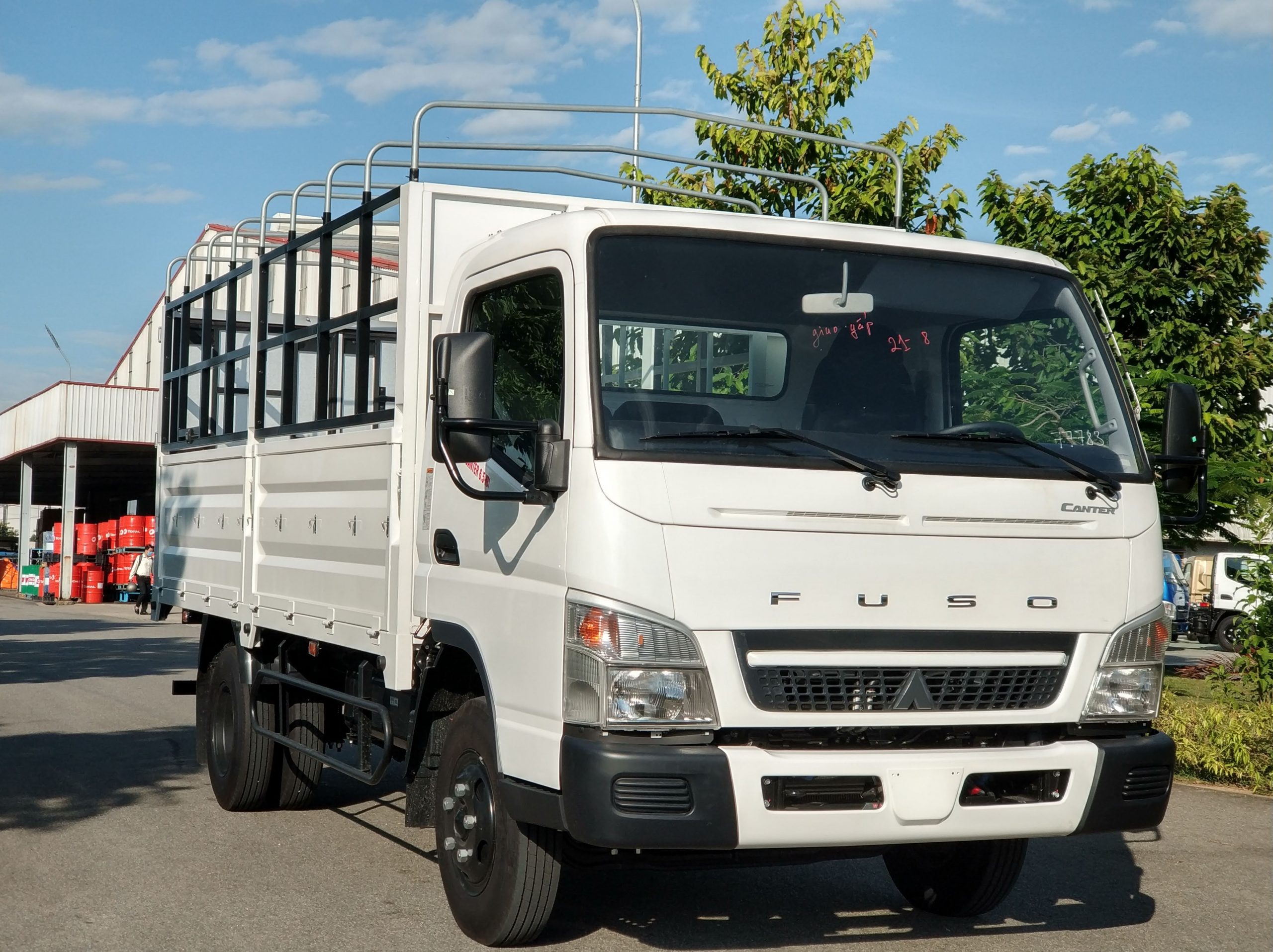 fuso-3-5-tan