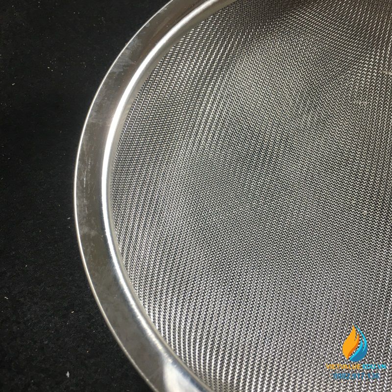 Rây lọc có tay cầm Inox miệng 20cm VIETVALUE