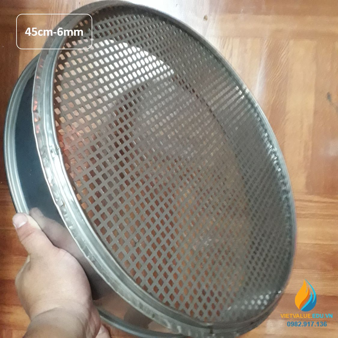 Sàng rây tiêu chuẩn đường kính 45cm, lỗ vuông 6mm, chất liệu inox không ...
