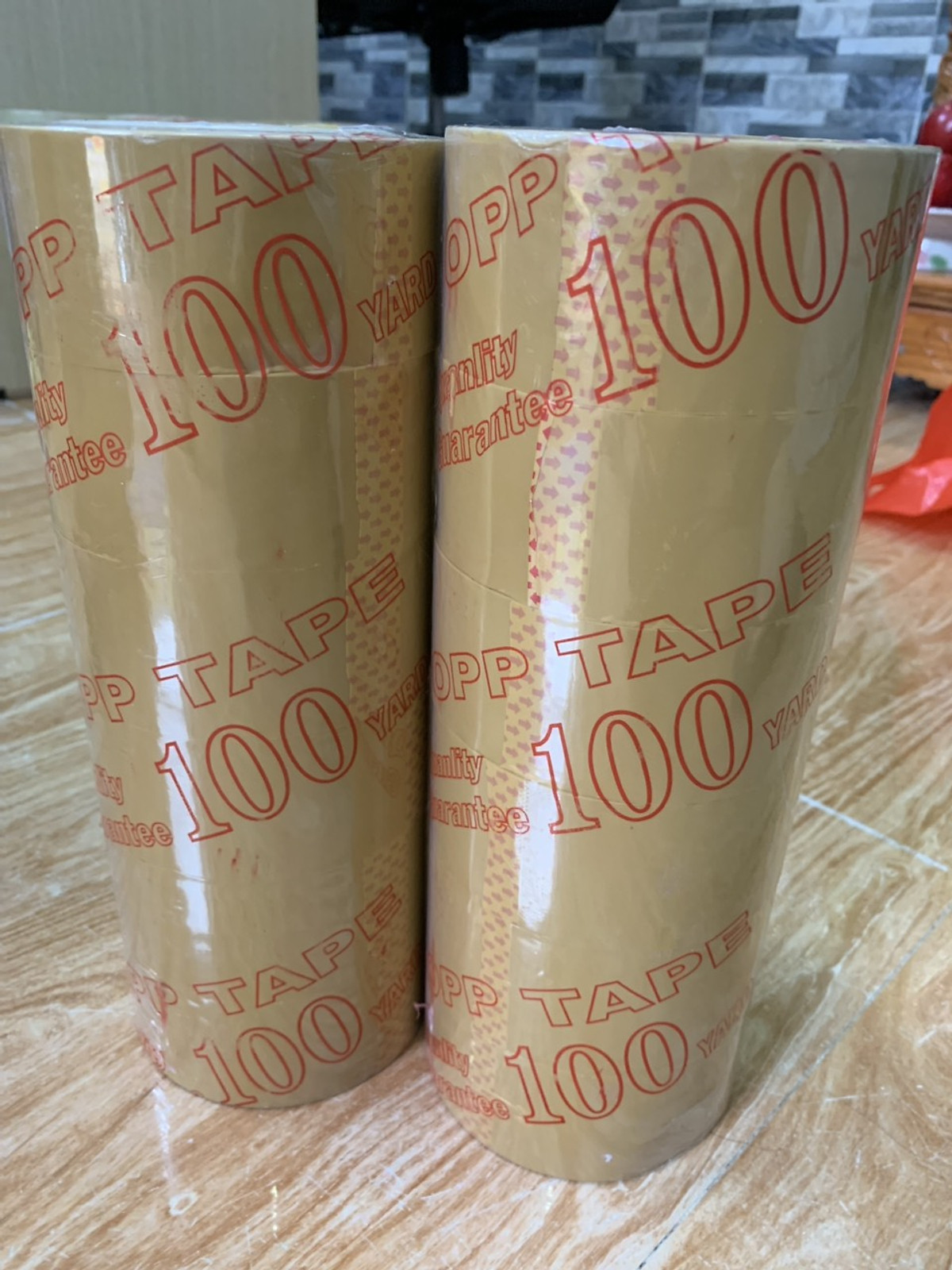 Băng keo đục 100ya ( lốc 6 cuộn )