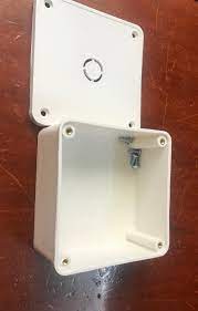 Hộp nhựa đựng adapter camera 11 x 11cm