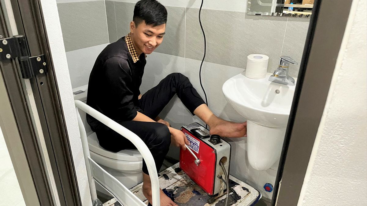 thông nghẹt bồn cầu không đục phá