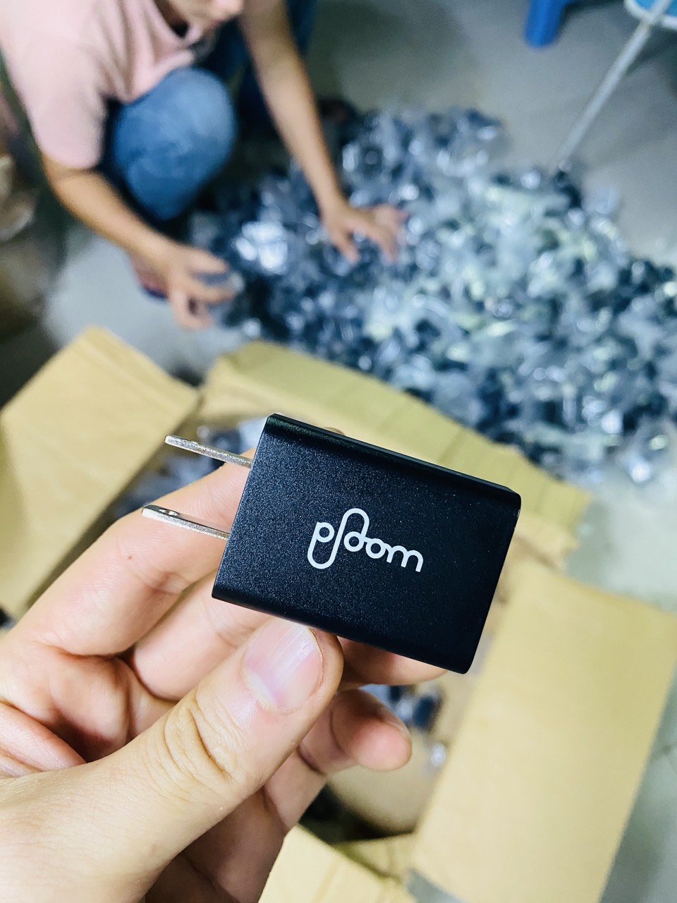 Củ sạc điện thoại, camera Ploom Tech 5V 1.5A đa năng