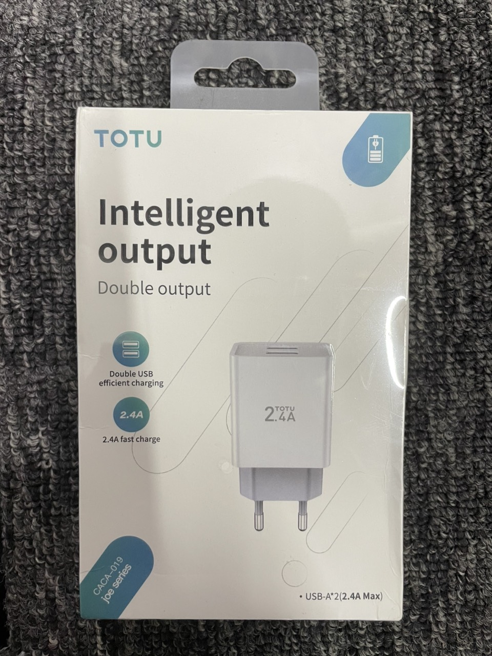 Củ sạc TOTU CACA-019 2 cổng USB-A