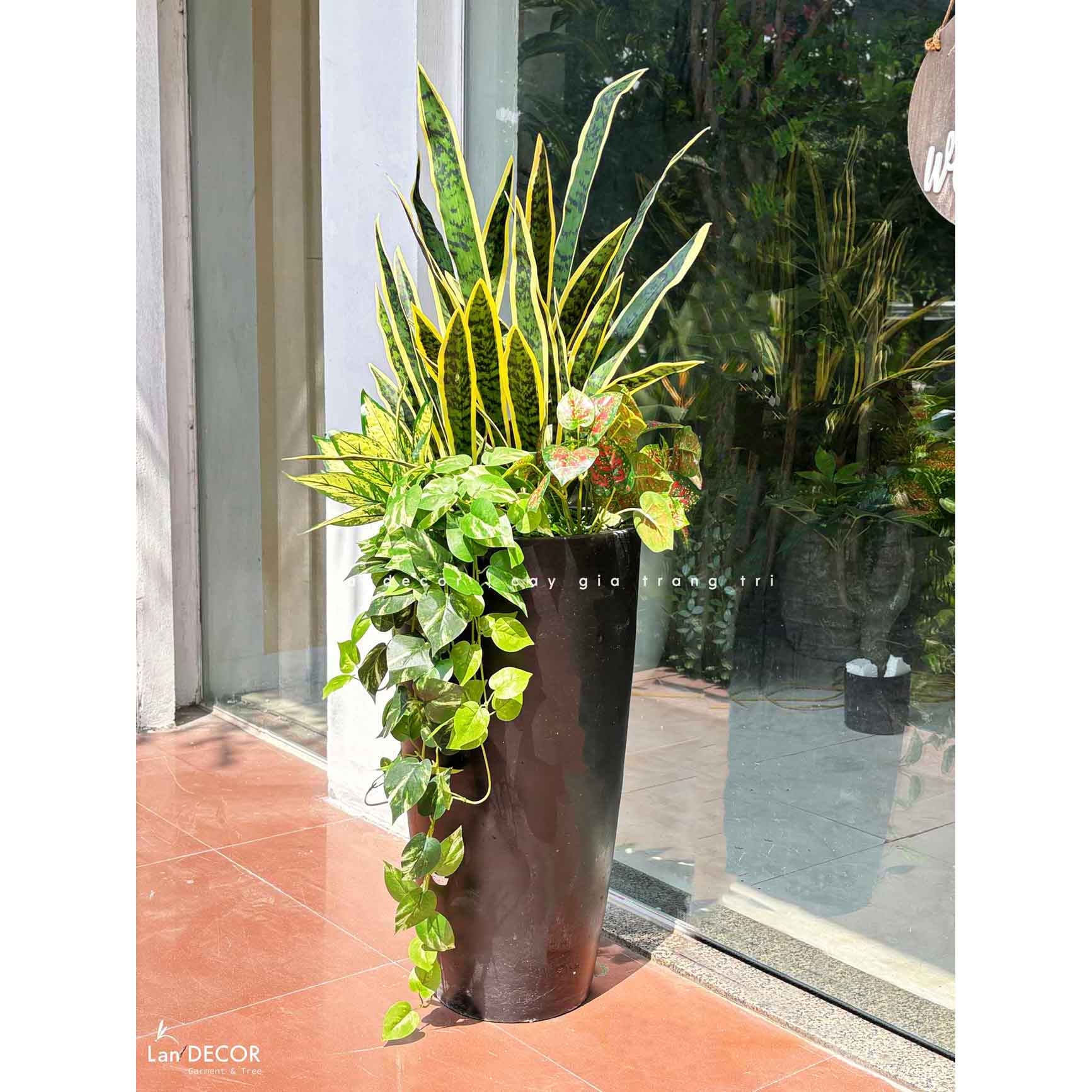 Cây Giả Decor - Chậu Cây Lưỡi Hổ Giả Decor Không Gian Ấn Tượng (140cm)- CC1488