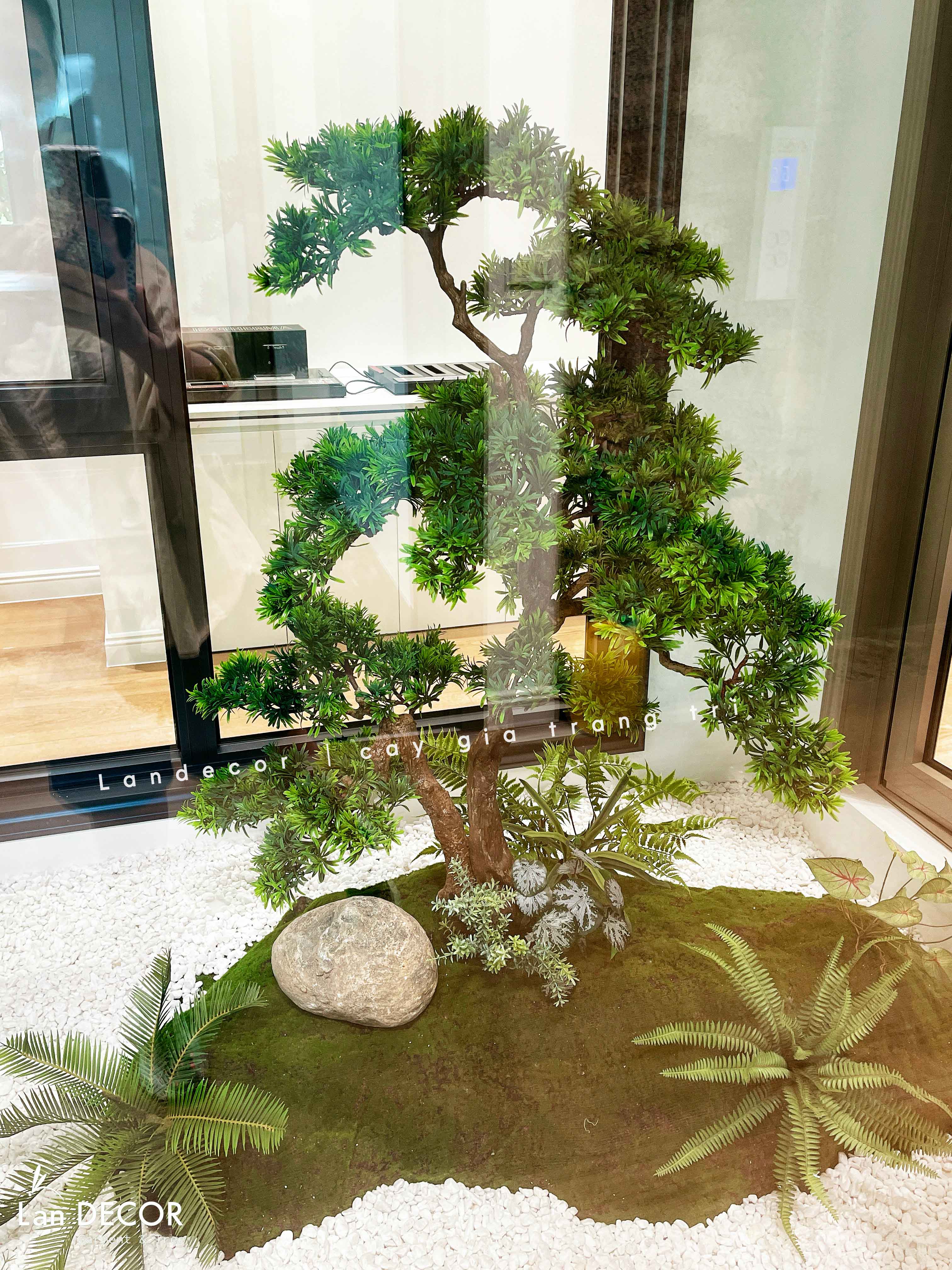 Thi Công Tiểu Cảnh - Thiết Kế Tiểu Cảnh Tùng Bonsai Giả, Nâng Tầm Không Gian Sống