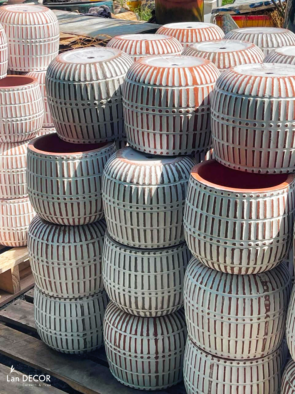 Chậu Đất Nung Trồng Cây Cảnh Trang Trí Tạo Điểm Nhấn (21x19cm)- CĐN001