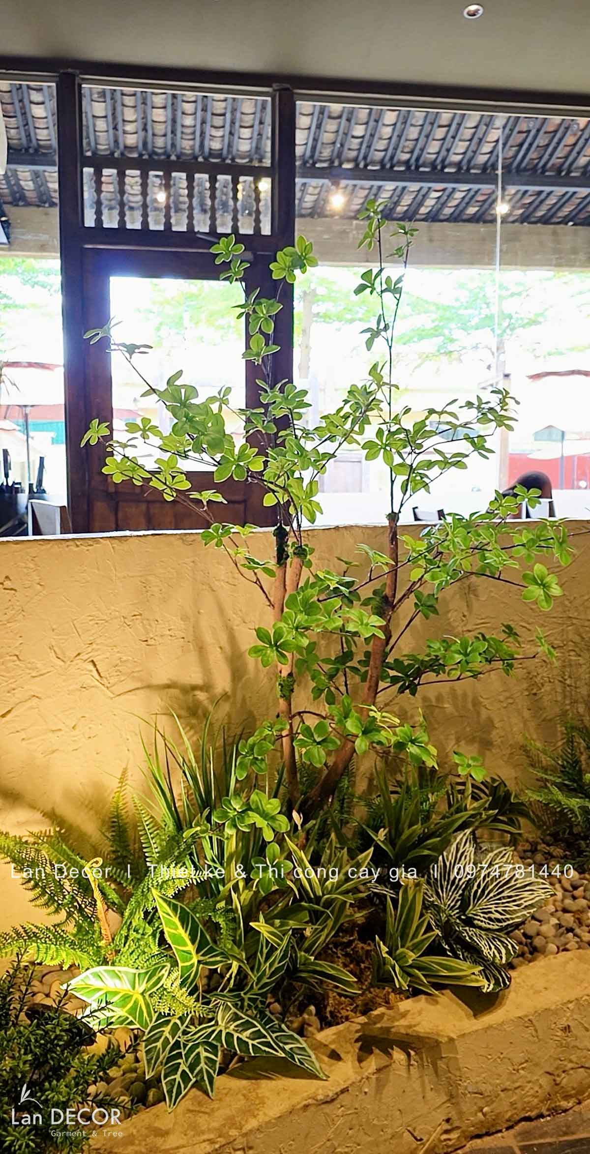 Thi Công Tiểu Cảnh Cây Giả Decor Quán Cafe