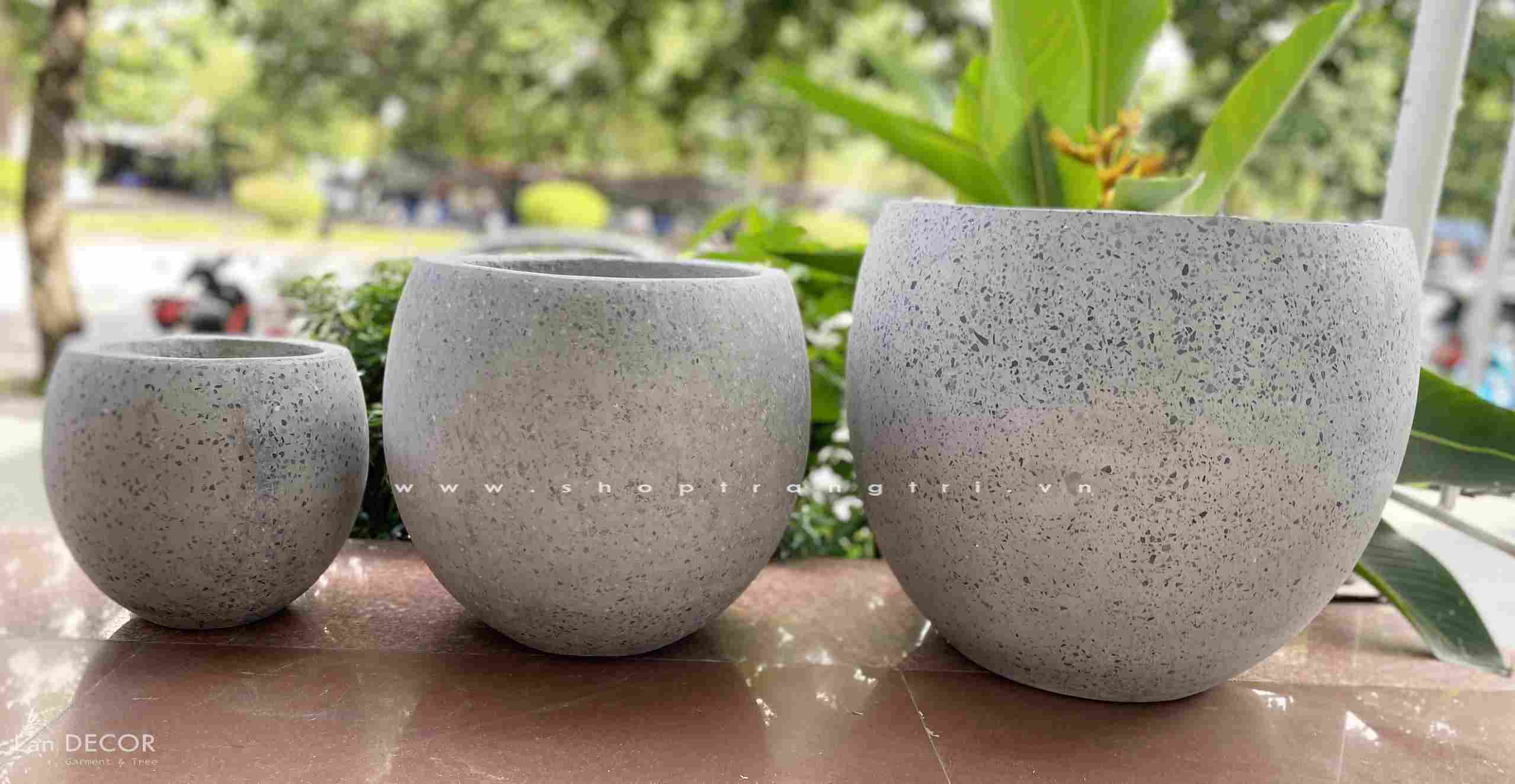 Chậu xi măng trứng đá mài trồng cây LanDecor - CXM032