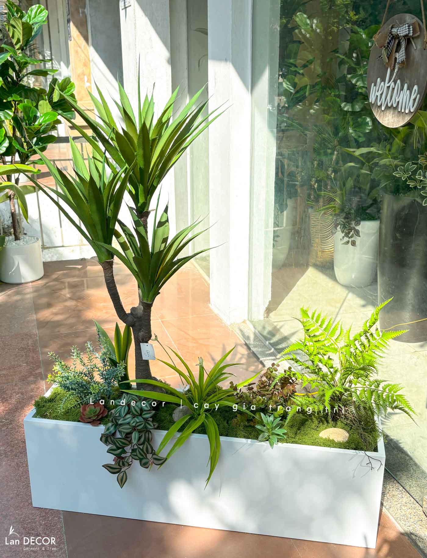 Bồn Cây Giả- Tiểu Cảnh Cây Yucca Decor Phong Cách Hiện Đại (100x40x120cm)- BC303