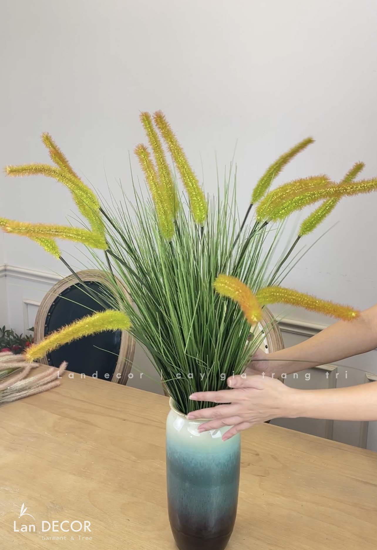 BÌNH GỐM LAU THIẾT KẾ ĐỘC ĐÁO