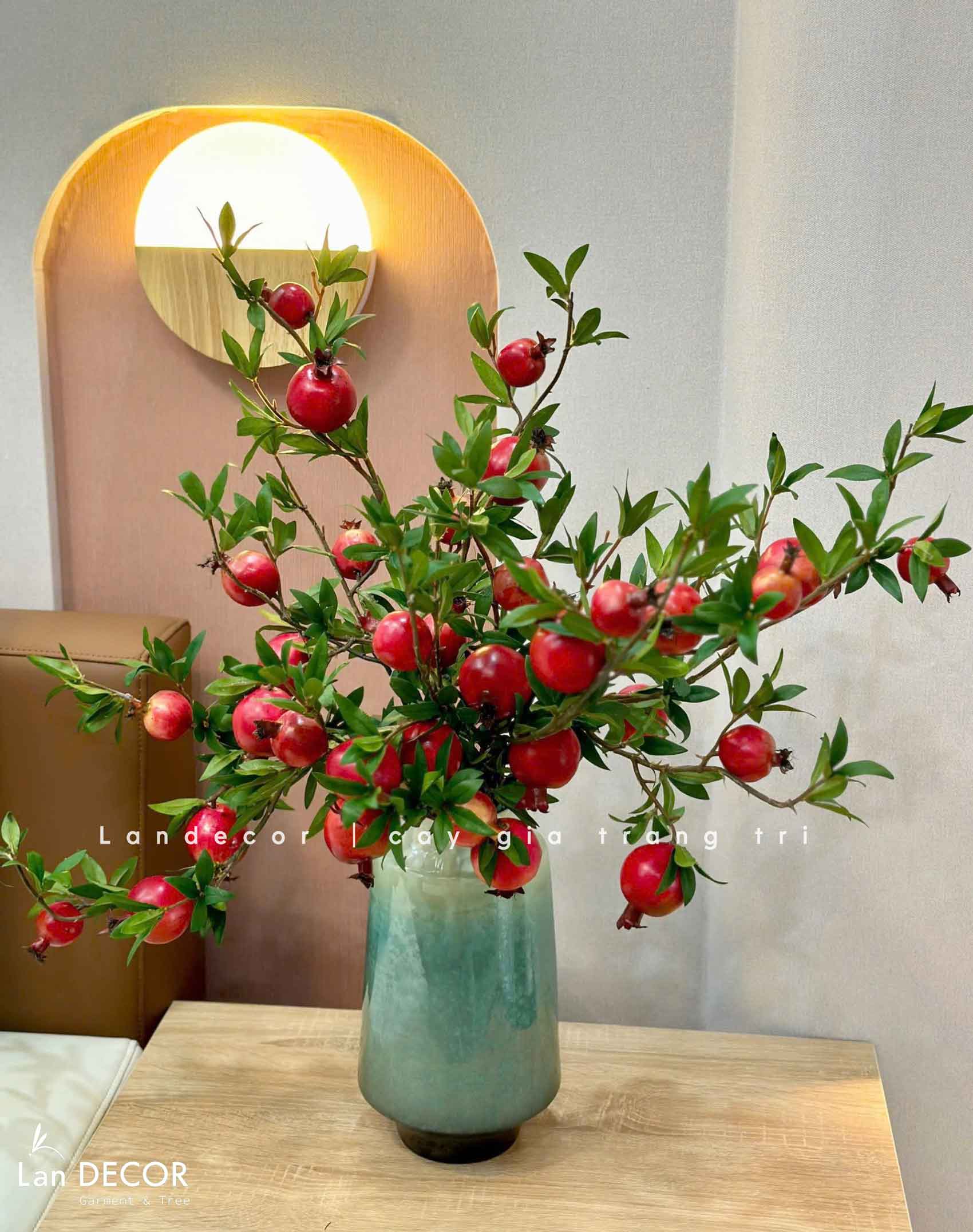 Lựu Giả - Cành Lựu Giả Không Hoa Trang Trí Nhà Đẹp (6 quả, 90cm) - HC940