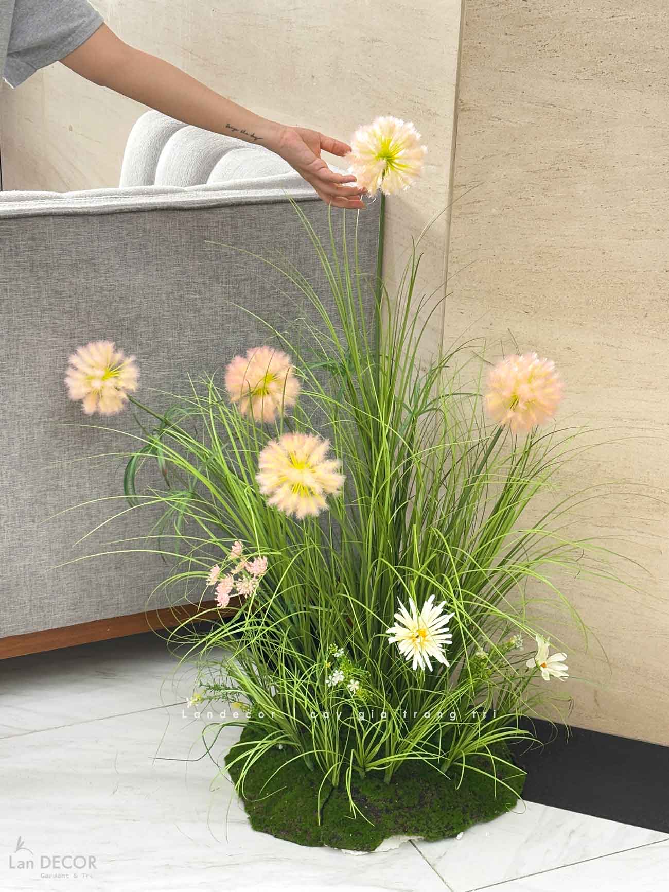 Bồn Rêu Hoa Tiểu Cảnh- Bồn Hoa Bồ Công Anh Decor Không Gian (80x70x90cm)- RC082