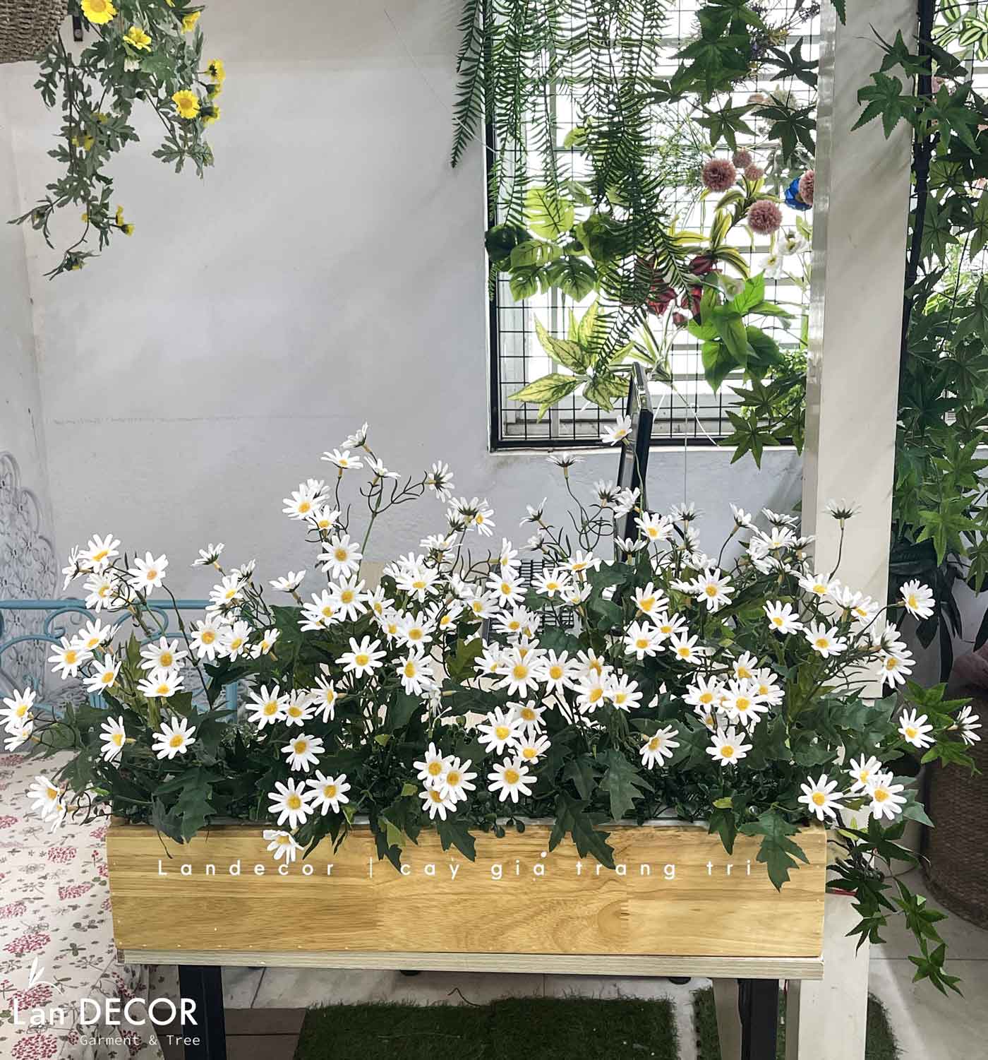 Bồn Hoa Giả- Bồn Hoa Cúc Họa Mi Trang Trí Văn Phòng Làm Việc (80X40X40CM)- BC179