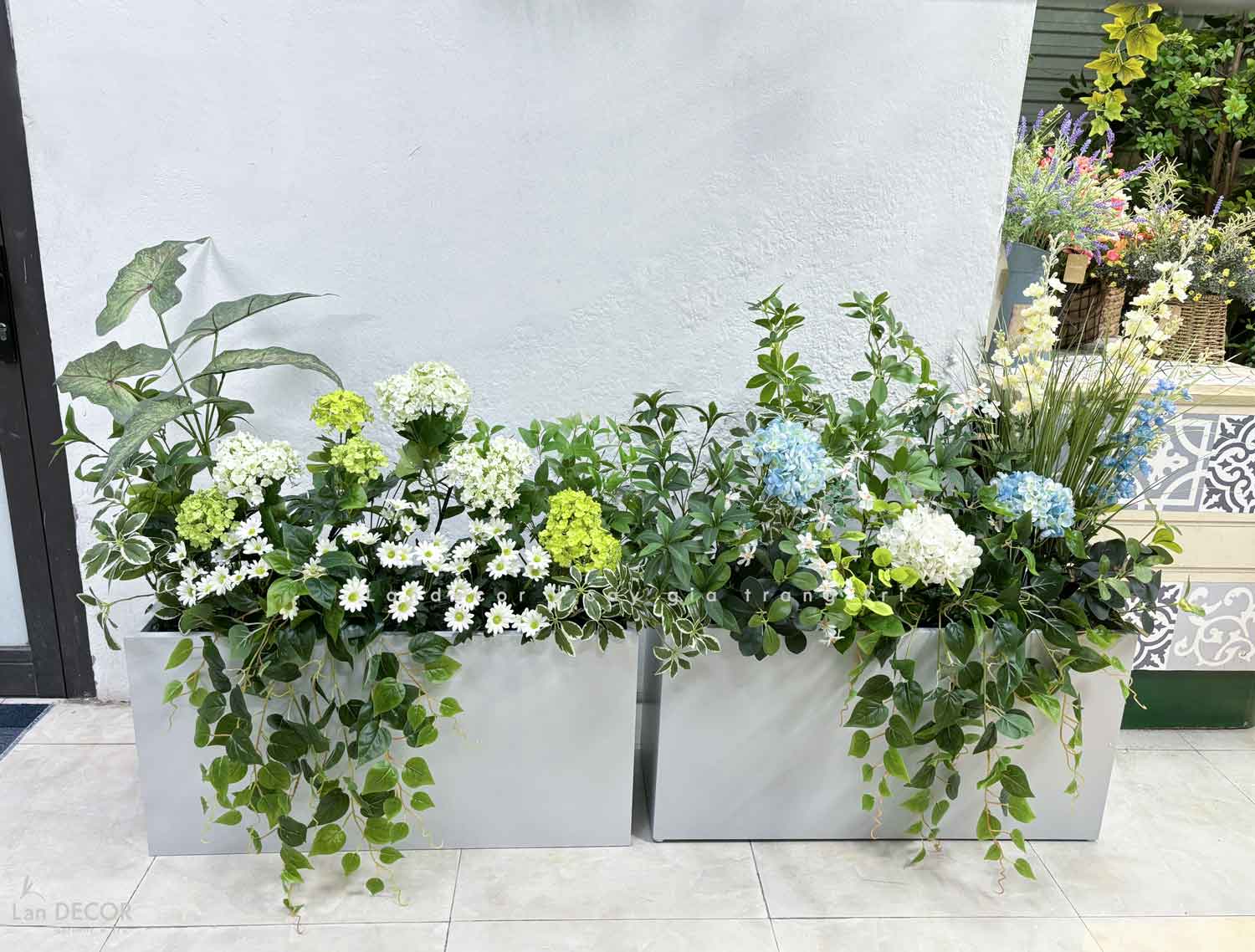 Bồn Hoa Giả Decor- Bồn Hoa Tú Cầu Decor Không Gian Sống Hiện Đại (95X45X110)- BC177