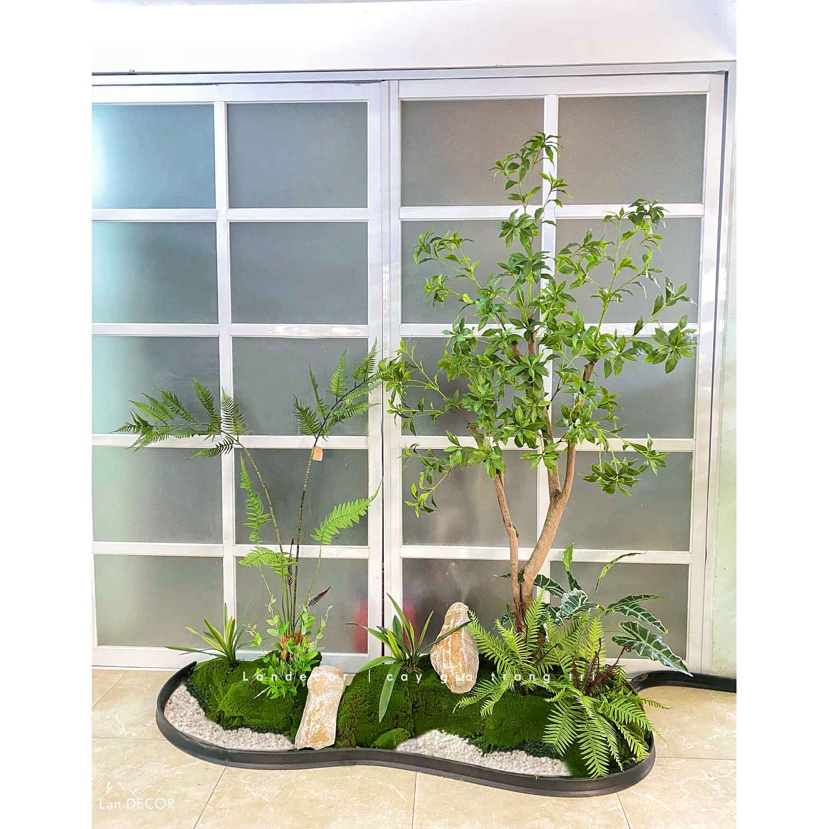 Bồn Rêu Tiểu Cảnh- Tiểu Cảnh Cây Linh Sơn Thiết Kế Không Gian Ấn Tượng (200x60x180cm) - RC101