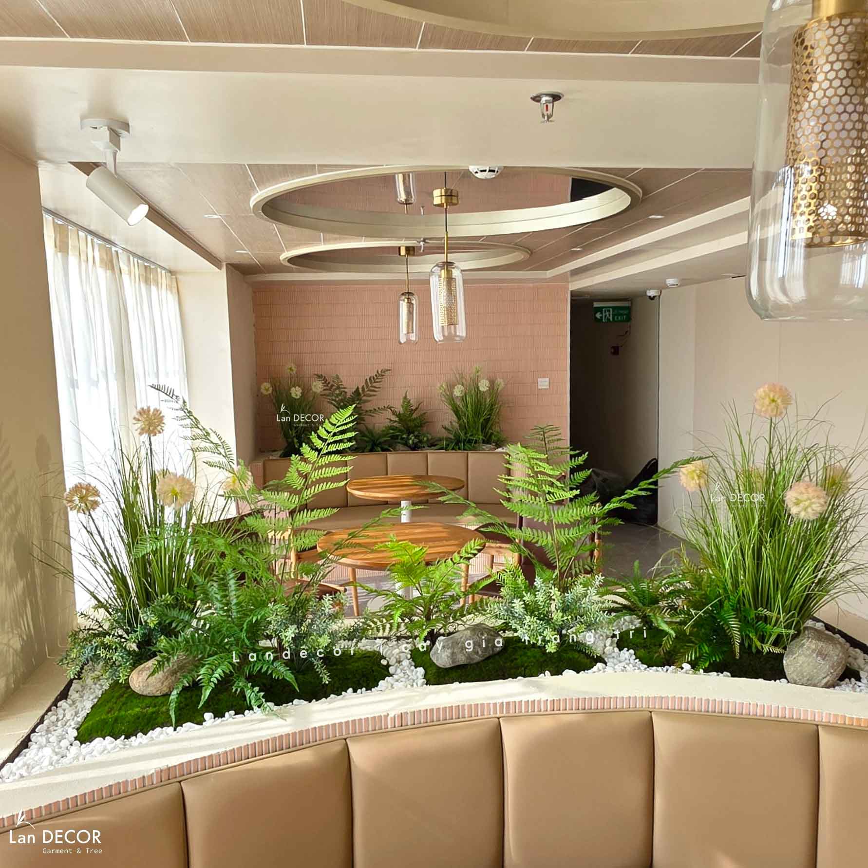 Thiết Kế, Thi Công Tiểu Cảnh Rêu Hoa Lau Giả Decor Spa, Khách Sạn, Nâng Tầm Không Gian