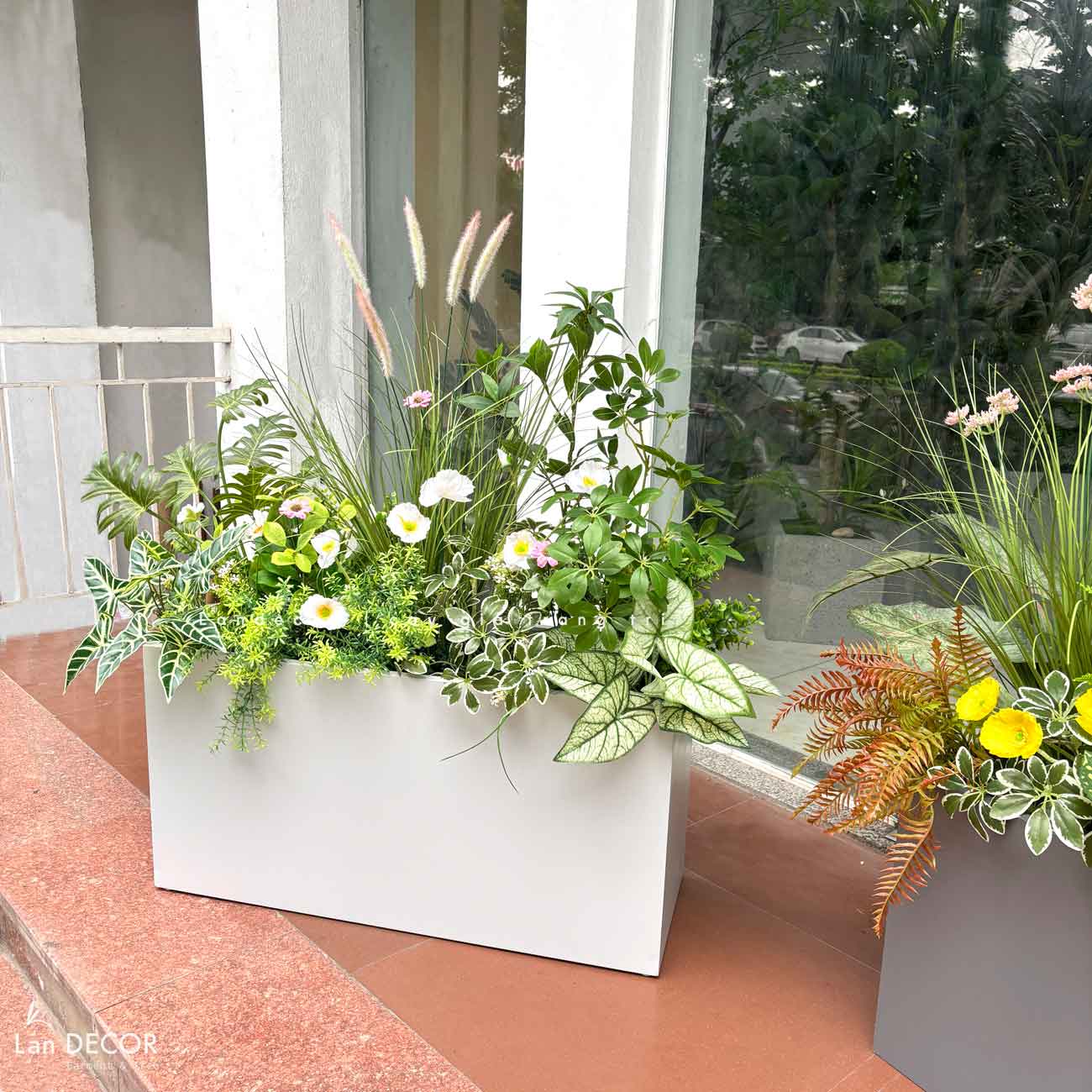 Bồn Hoa Tiểu Cảnh- Bồn Hoa Giả Decor Cửa Hiệu (115x60x110)- BC166