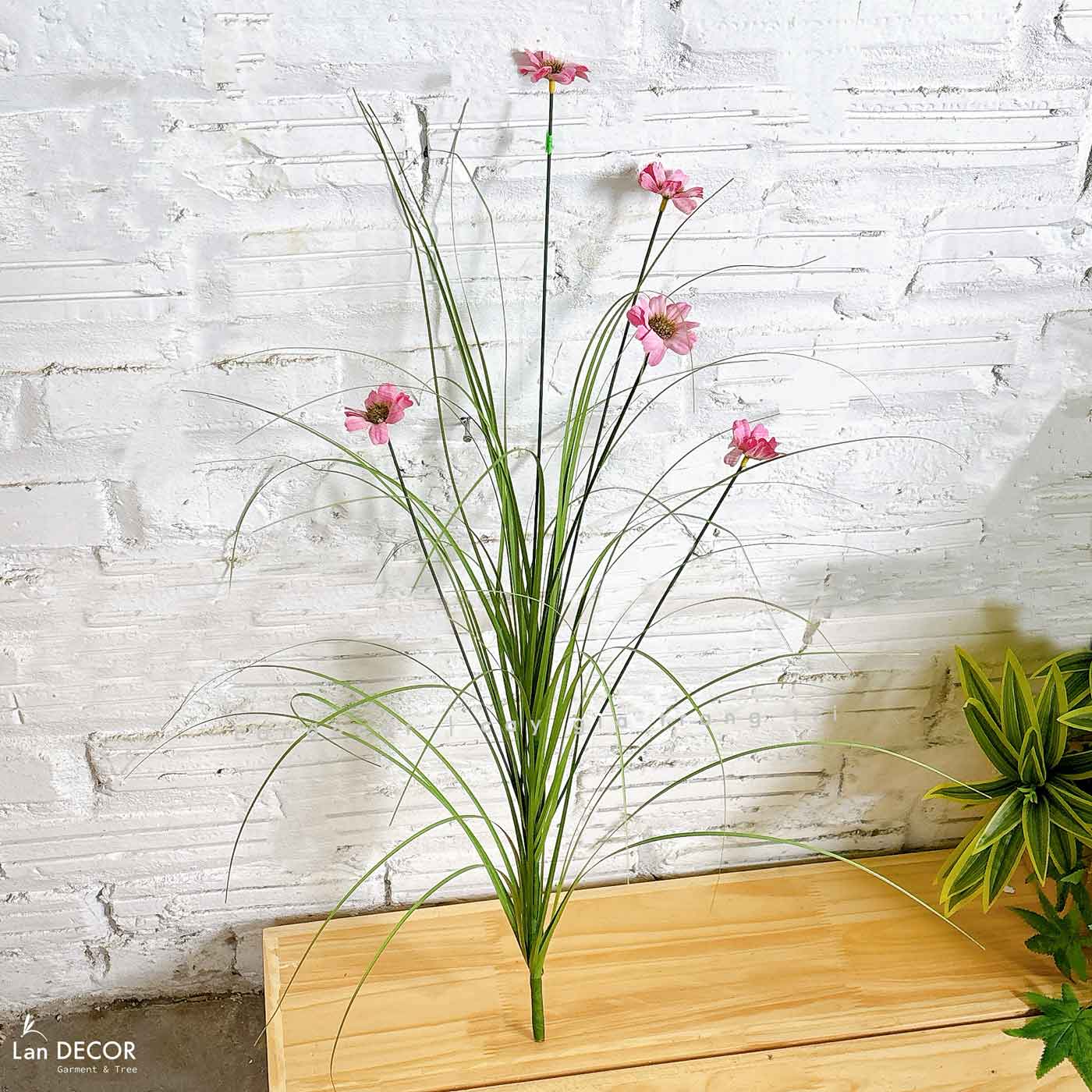 Cành Hoa Cúc Giả- Cành Hoa Cúc Giả Thiết Kế Lan Decor, Trang Trí Kệ Cây Hoa, Decor Căn Hộ, Bồn Rêu Tiểu Cảnh- CC1094