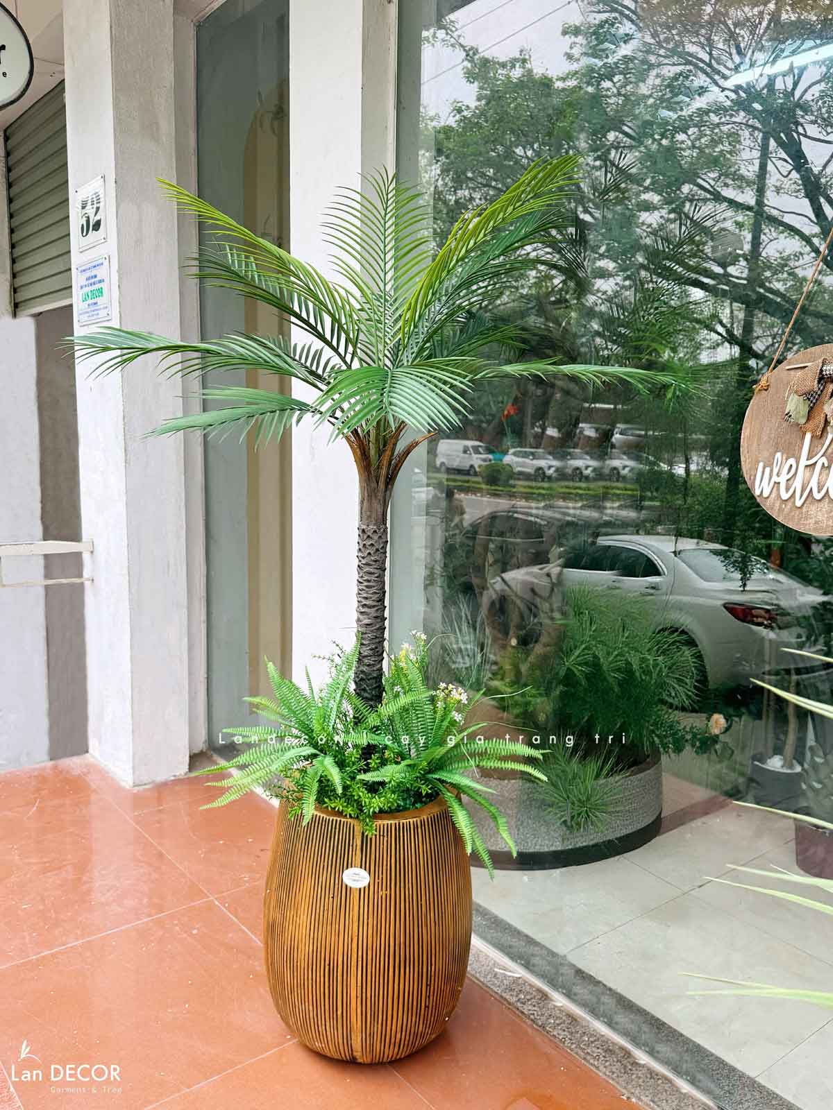 Dừa Cảnh Giả - Cây Dừa Nam Phi Giả Decor Cửa Hiệu, Điểm Nhấn Không Gian Xanh (150cm)- LC3567-150cm