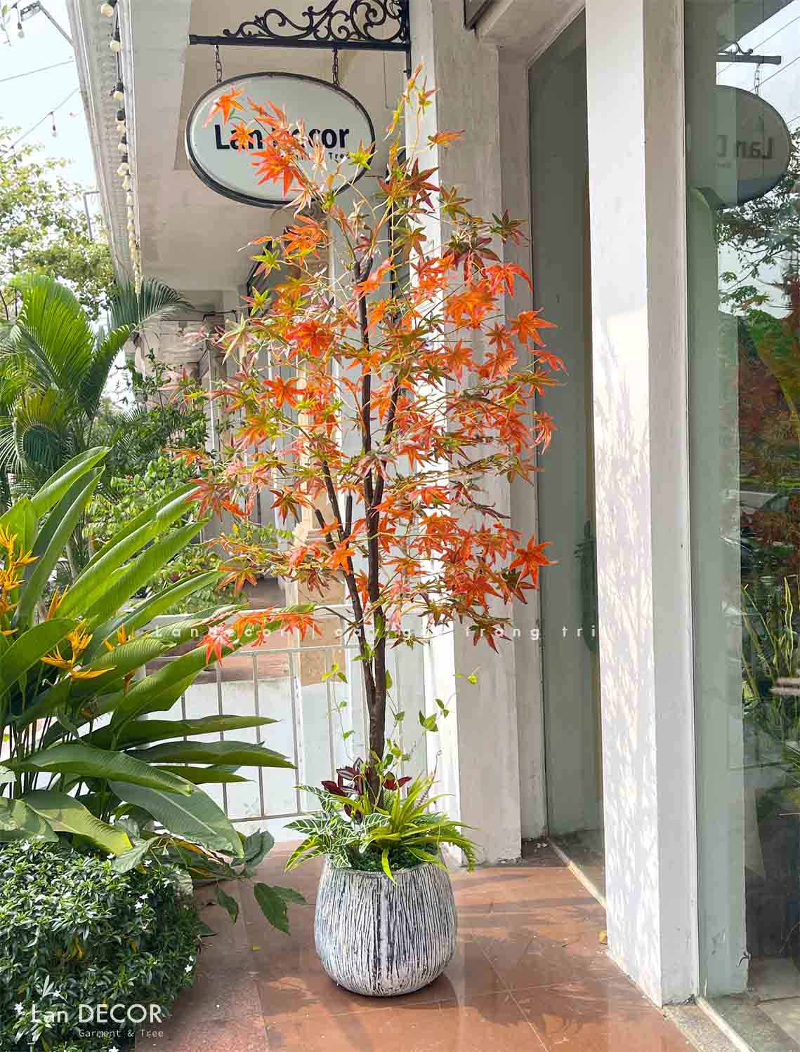 CÀNH LÁ PHONG GIẢ- LÁ PHONG TRANG TRÍ TẠO KHÔNG GIAN THƠ MỘNG, LOẠI ĐẸP CAO CẤP LAN DECOR  (70cm) - HC424