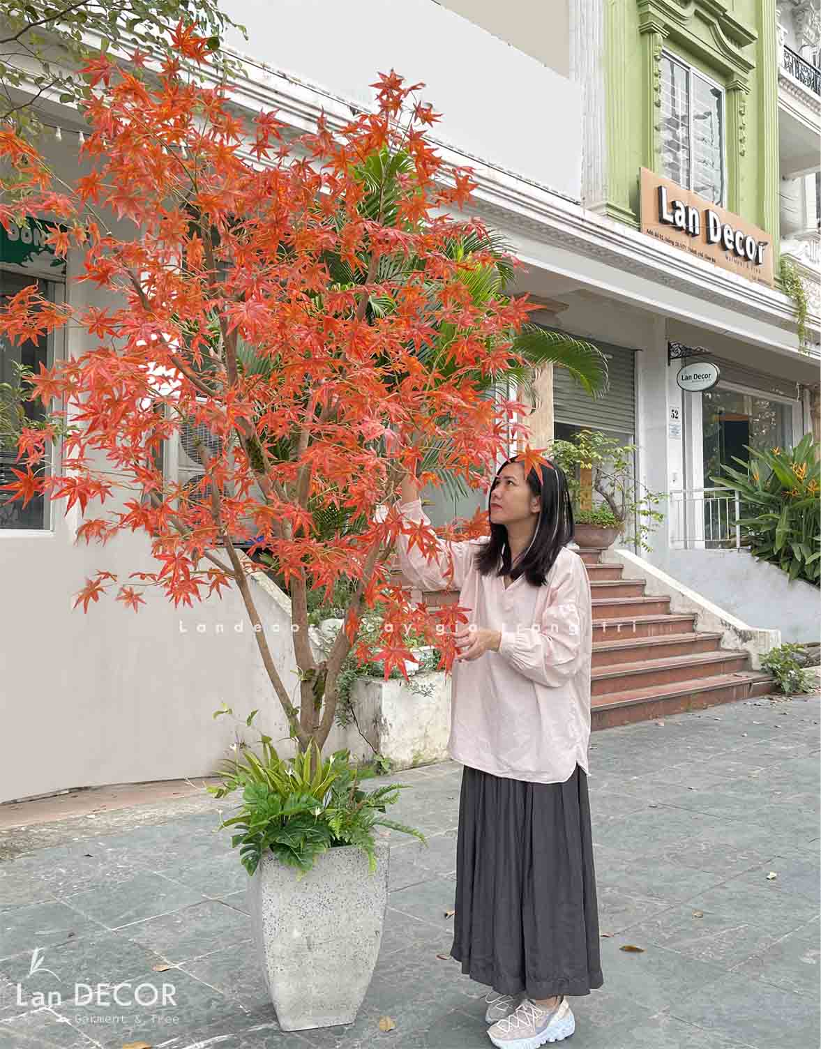 TRANG TRÍ CÂY PHONG LÁ ĐỎ GIẢ ĐẸP HÚT MẮT (2m8)- CC784