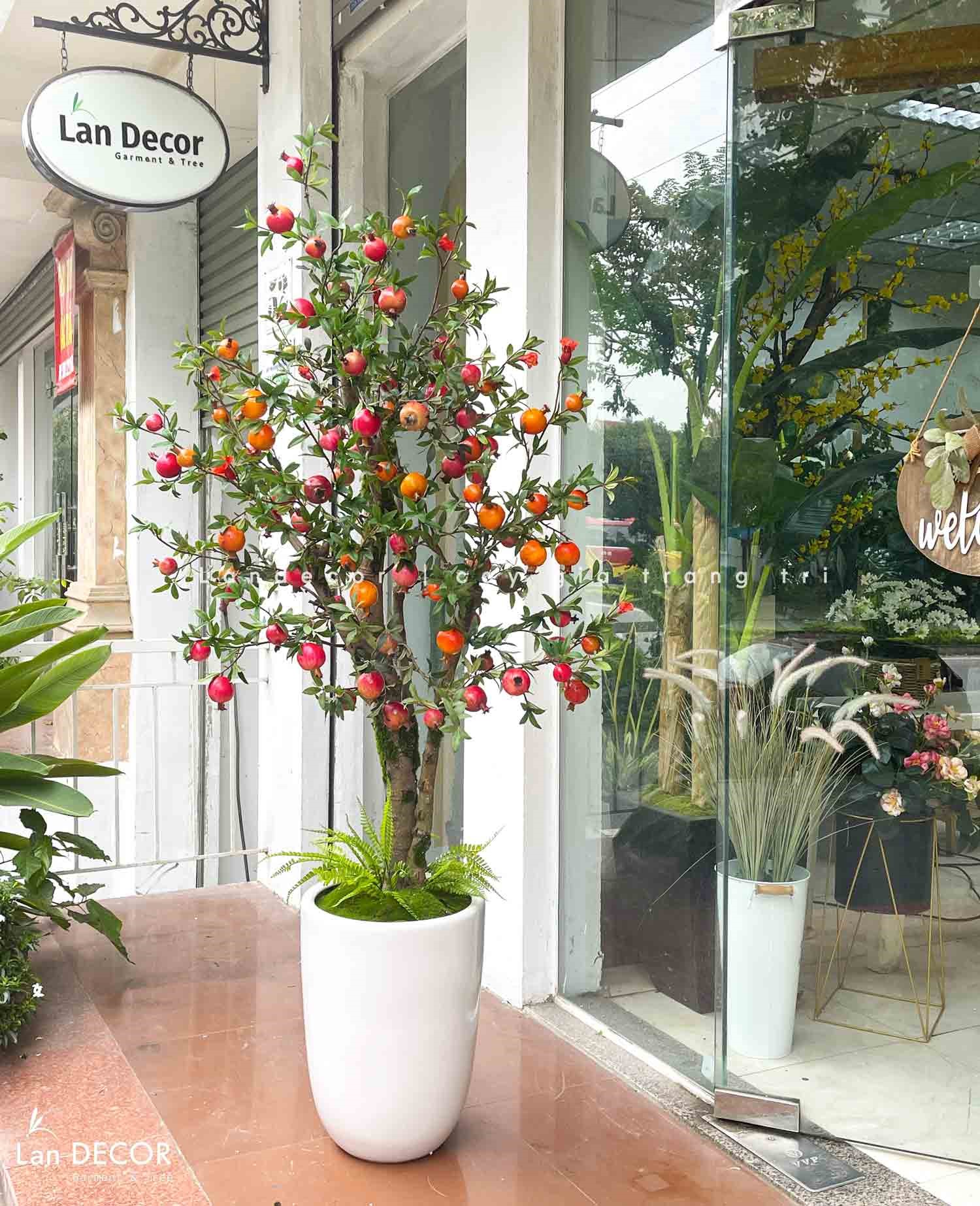 Lựu Giả Trang Trí- Mẫu Chậu Cây Lựu Giả Cao 170cm Trang Trí Nhà Đẹp