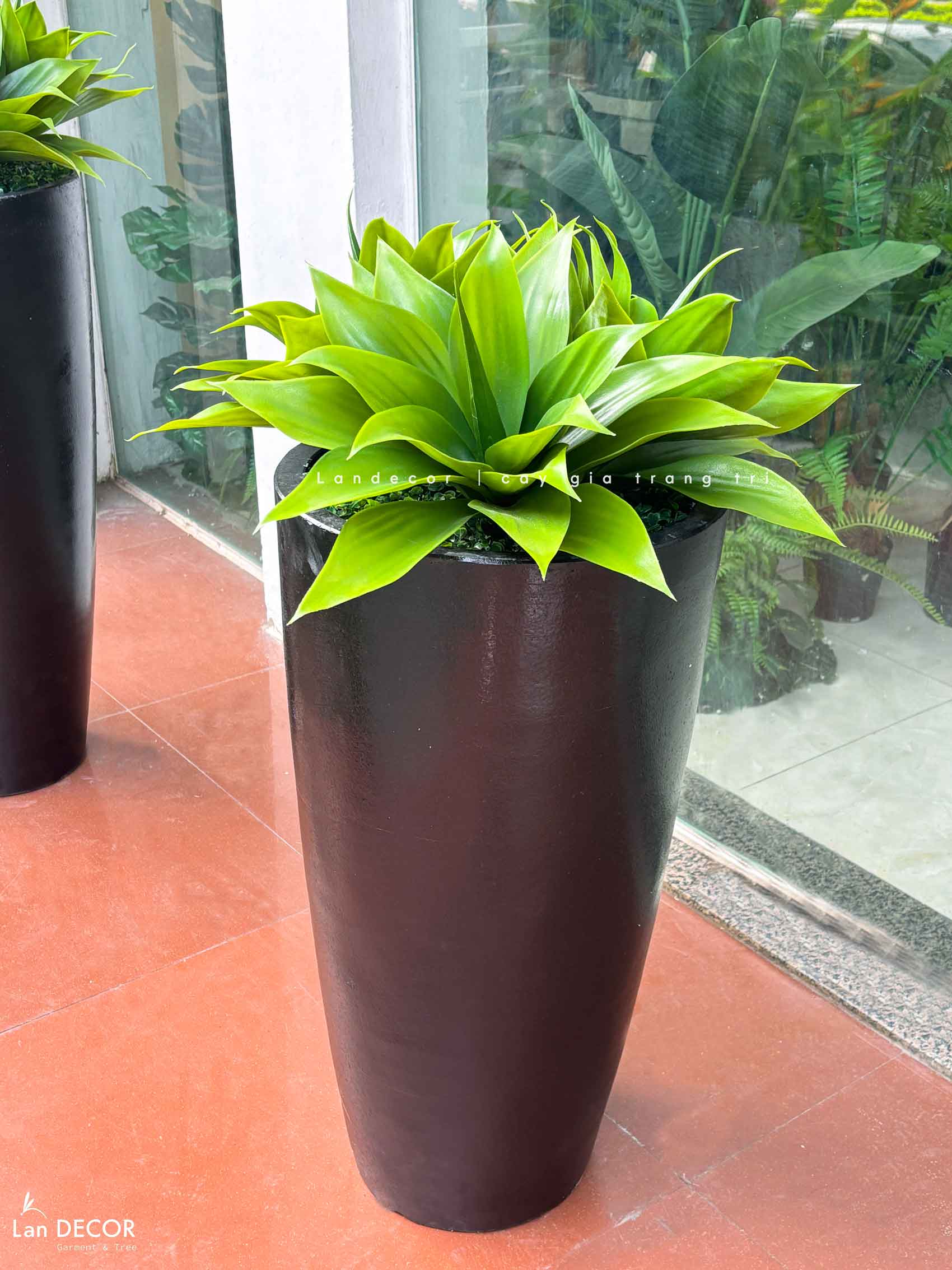 Tiểu Cảnh Cây Giả- Chậu Cây Lô Hội Giả Thiết Kế Cửa Hiệu (cao 70-105cm, tán 60cm)- CC1130