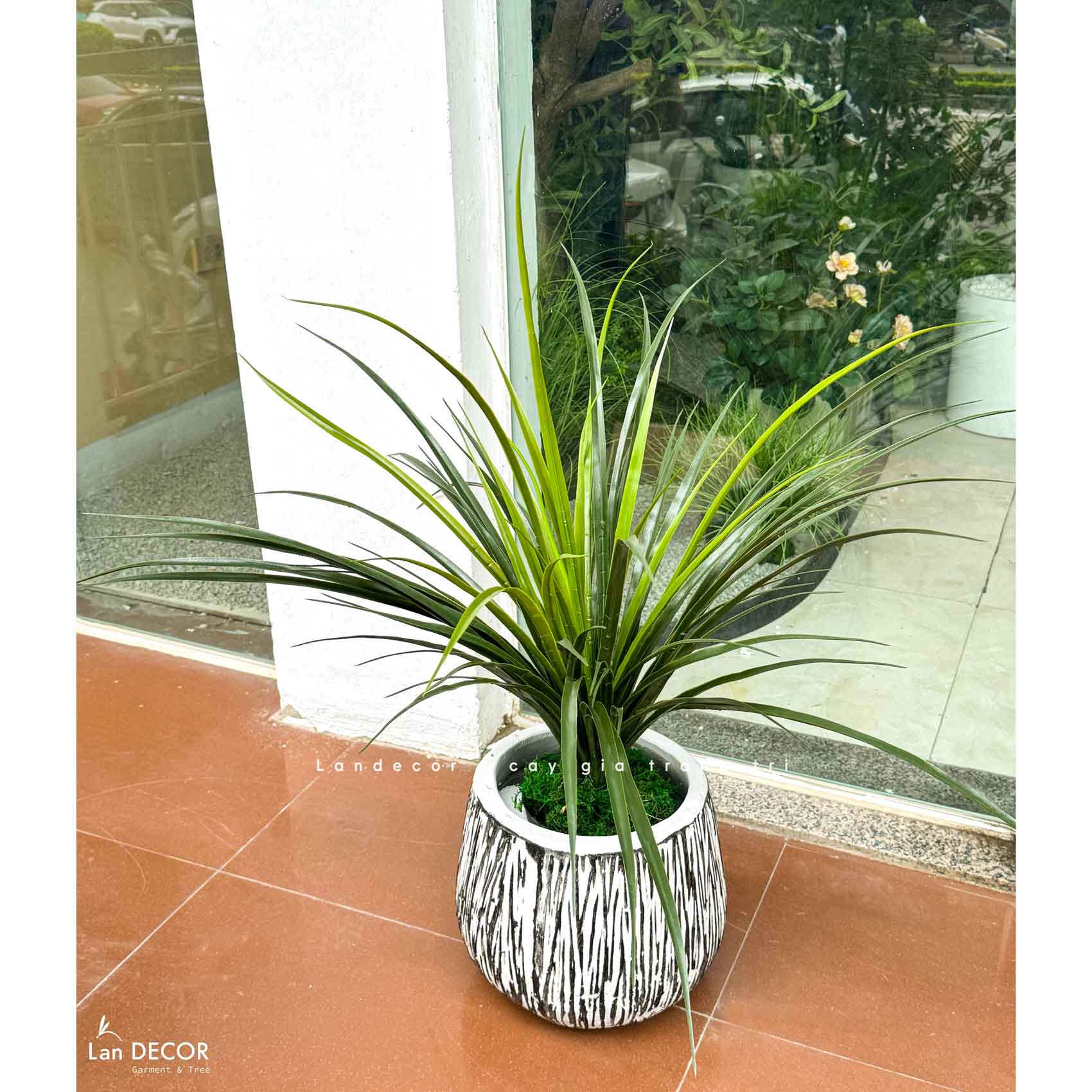 Cây Giả Decor - Cây Yucca Giả Trang Trí Nội Thất (80cm)- LC3348