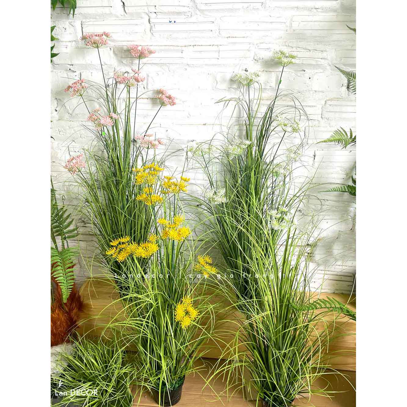 Hoa Hồi Hương Giả-Chậu Hoa Hồi Hương Trang Trí Căn Hộ Đẹp Tự Nhiên  (cao 100cm, tán 55cm)- CC1096