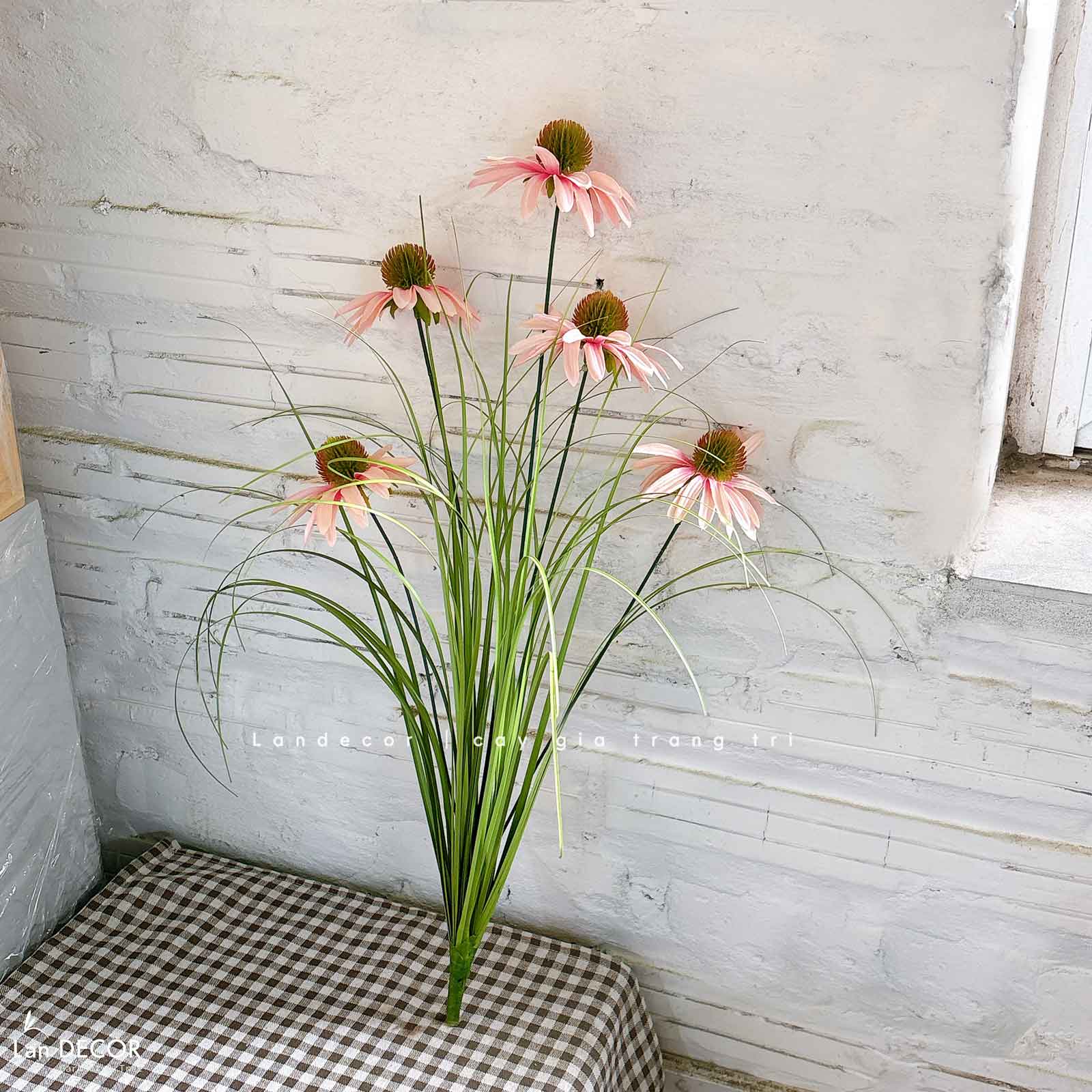 Hoa Cúc Mỹ Giả- Cành Hoa Cúc Mỹ Giả Decor Kệ Sắt, Thiết Kế Tiểu Cảnh Rêu Hoa Ấn Tượng- CC1084