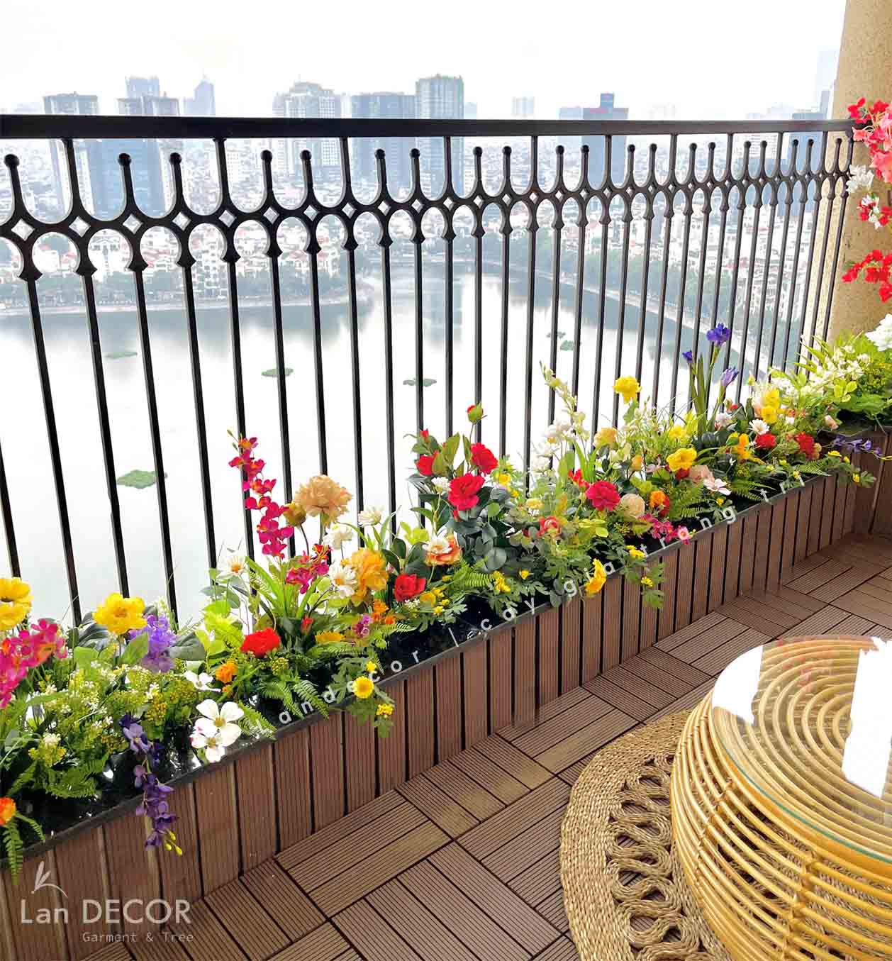 THI CÔNG TƯỜNG CÂY GIẢ, BỒN CÂY TIỂU CẢNH CHO CĂN HỘ HOÀNG CẦU- CT312