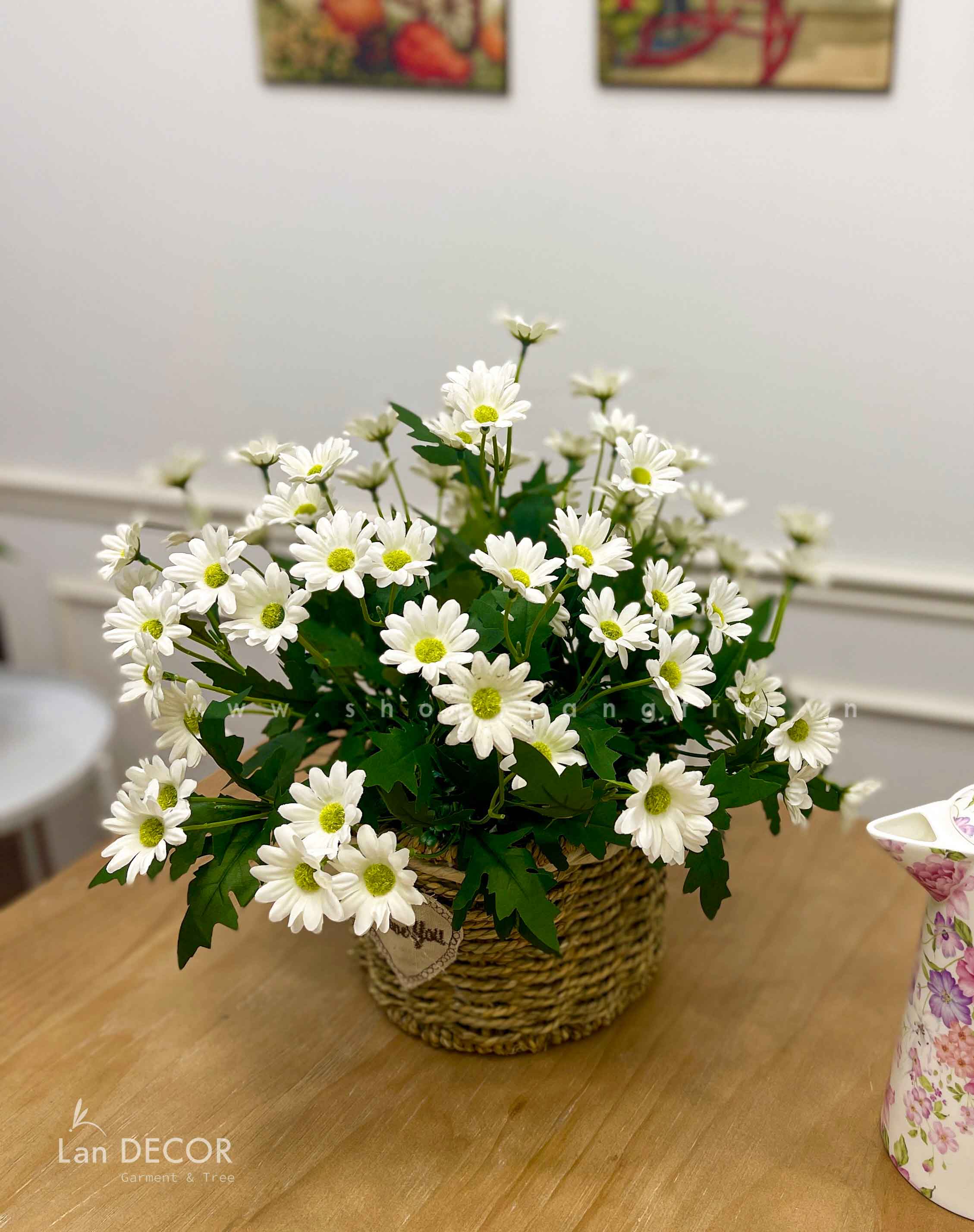 GIỎ HOA CÚC MẮT NGỌC TRANG TRÍ  LAN DECOR - CC605