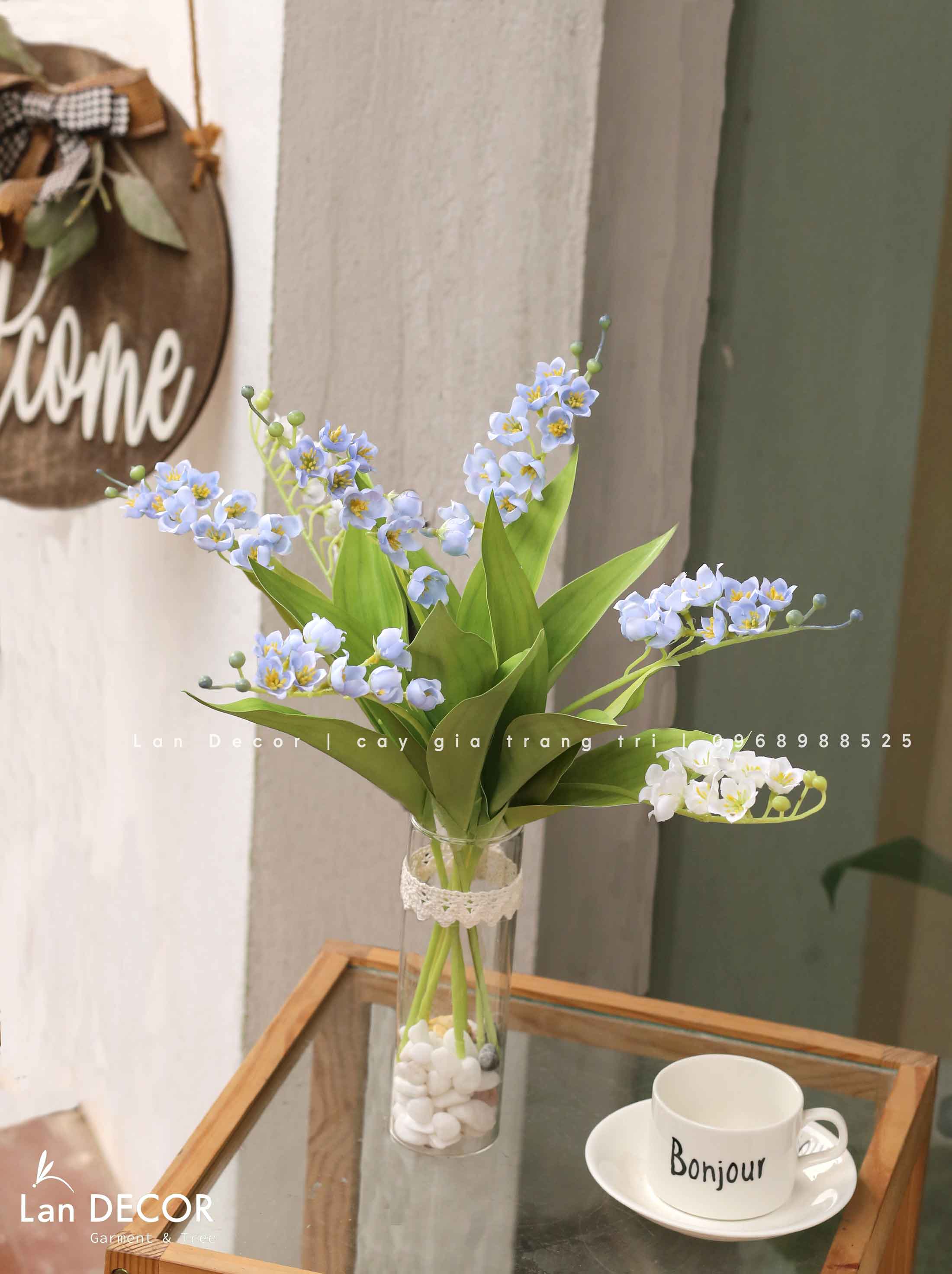 BÌNH HOA LINH LAN ĐỂ BÀN XINH XẮN - CC895