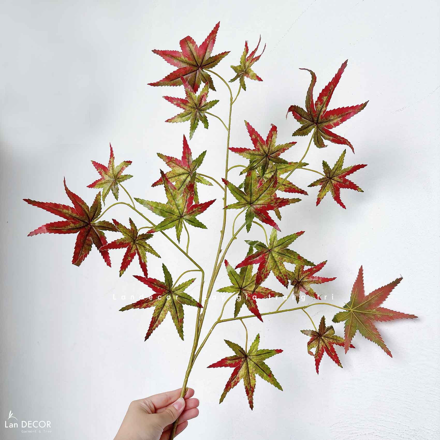 CÀNH LÁ PHONG GIẢ- LÁ PHONG TRANG TRÍ TẠO KHÔNG GIAN THƠ MỘNG, LOẠI ĐẸP CAO CẤP LAN DECOR  (70cm) - HC424