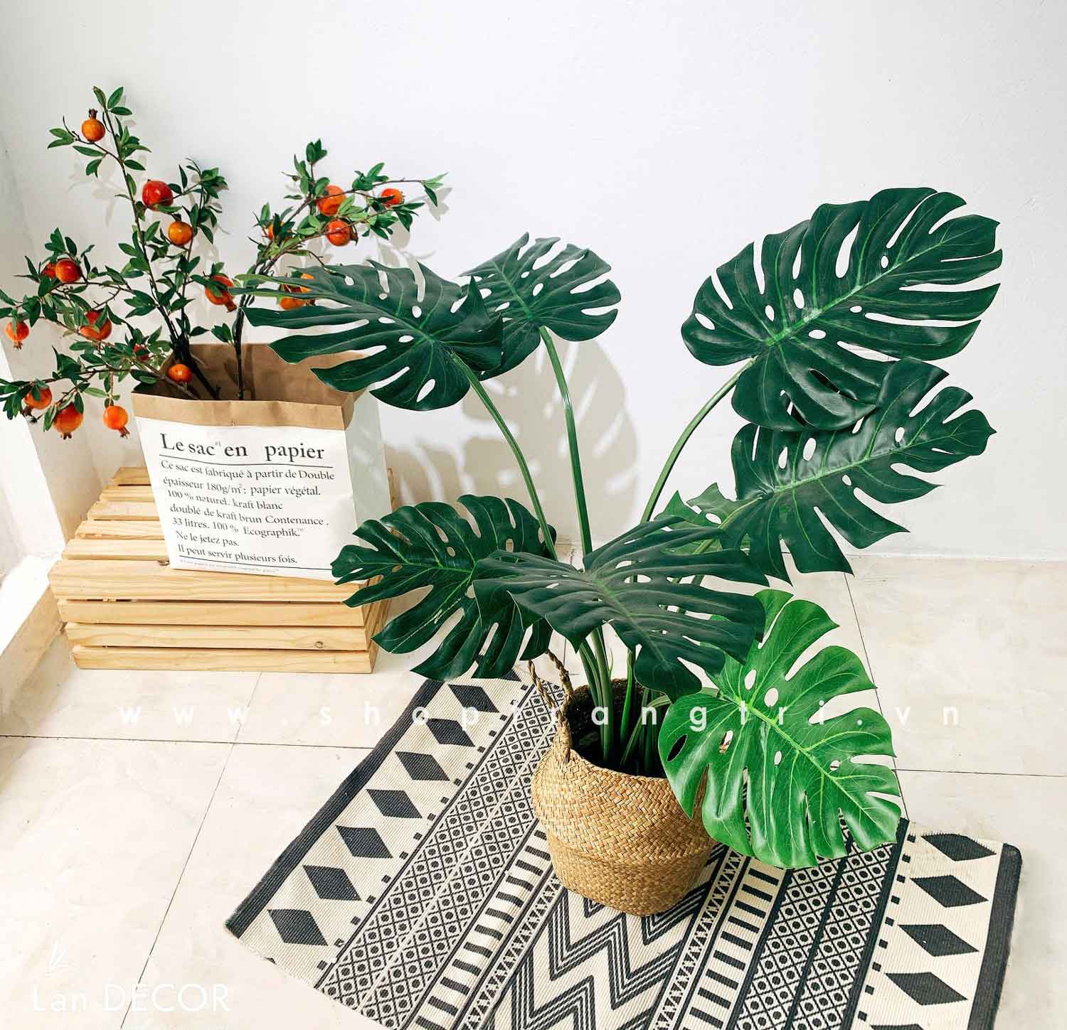 Cây Giả Decor - Cây Monstera Trang Trí Nhà Đẹp Landecor (85cm) - LC3057