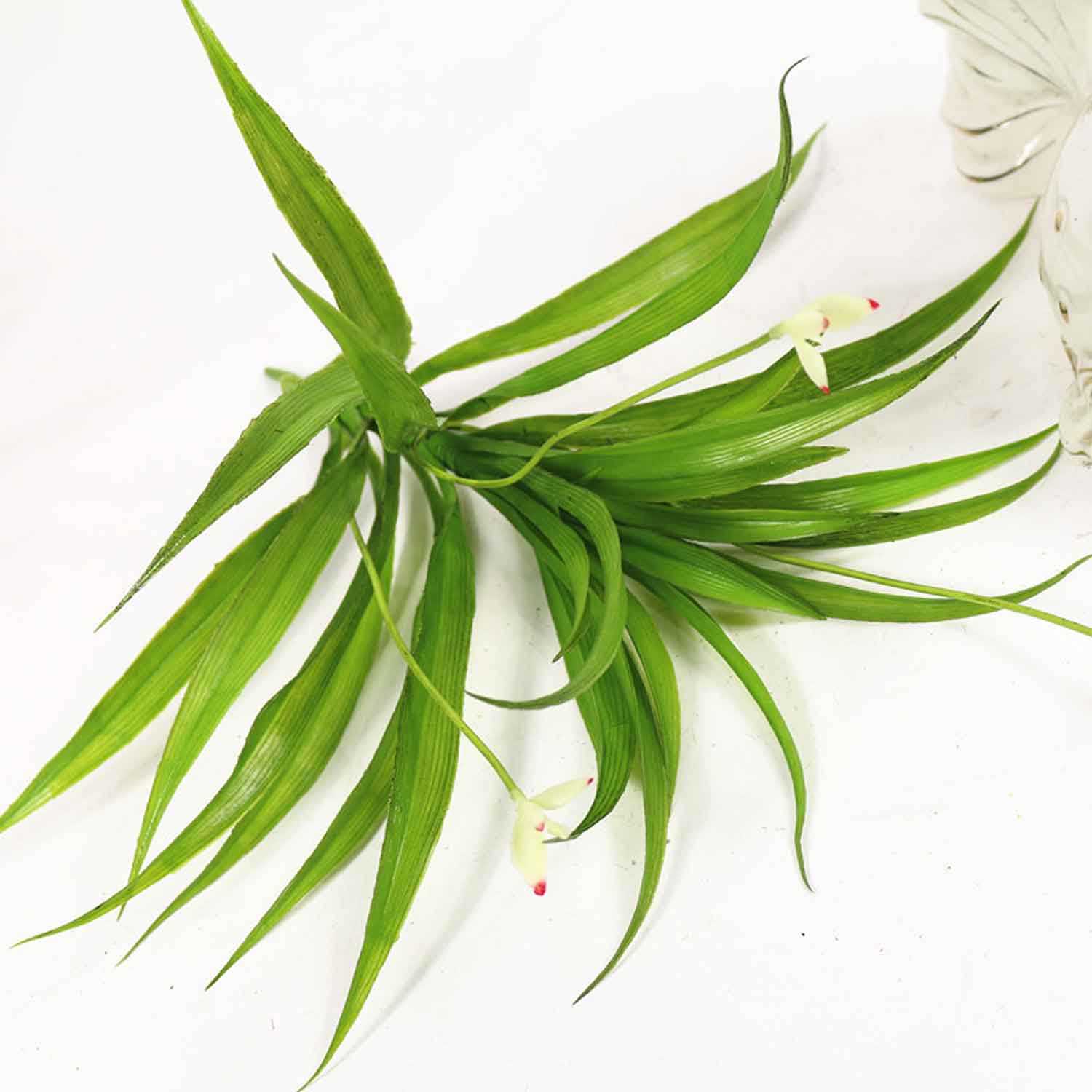 Cành Lá Giả Trang Trí Tiểu Cảnh, Bụi Lan Trắng Giả Đẹp Tự Nhiên (40cm)- HC373